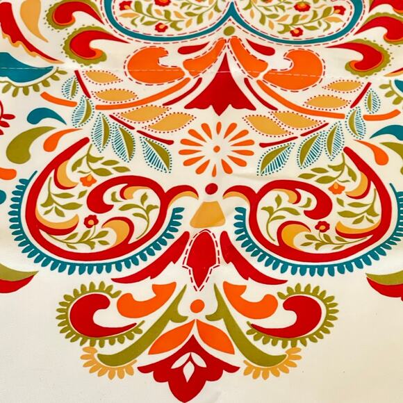 Lush Decor Clara Valance 52 x 18 Adorable Paisley - Picture 6 of 8